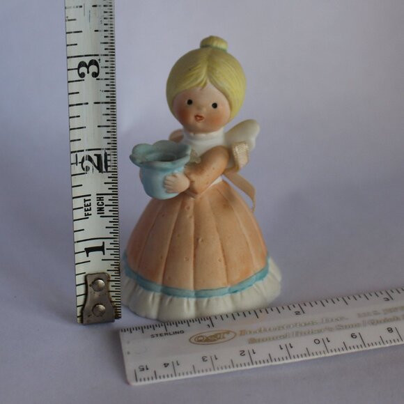 Vintage George Good Ceramic Angel Figurine - Picture 9 of 9